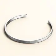 Avenue Classic Cuff Bangle White Gold - 4mm