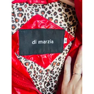 di marzia （m)新品🎈🎈專櫃高單紅色毛領連帽長版羽絨保暖外套 （M)