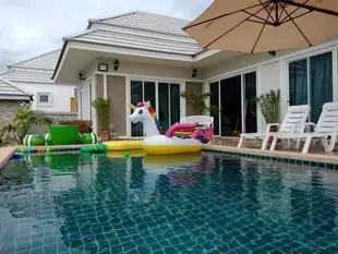 華欣特姆拉克泳池別墅Hua Hin Term Rak Pool Villa