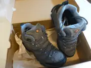 Merrell Womens 8.5 MOAB 3 Mid Hiking Boot Granite J500162 NEW