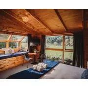 Paradise Valley Lodge