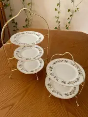 Wedgwood Mirabelle 17.5cm 5 Pieces Tea Set with Cake Stand - Floral Design