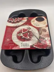 Nordic Ware Heartlette Pan - Cast Aluminum Pan