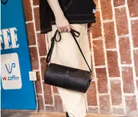 在飛比找樂天市場購物網優惠-FINDSENSE X 男士新款韓版時尚復古小皮包瘋馬男士包