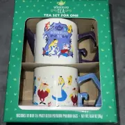 Disney Parks Alice Wonderland Tea Set For One Mug / Teapot / 10 Tea Bags NIB