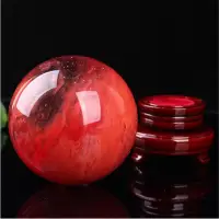 在飛比找蝦皮購物優惠-現貨免運廠家批發紅運球擺件紅水晶球熔煉石球原石打磨工藝品紅紅