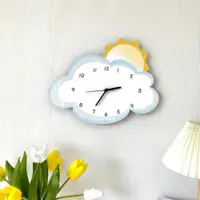 在飛比找ETMall東森購物網優惠-簡約卡通創意太陽云朵裝飾掛墻鐘表客廳兒童房靜音時鐘可愛掛鐘