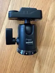 Neewer Ball Head 360 Degree Rotatable Tripod Head with quick release plate