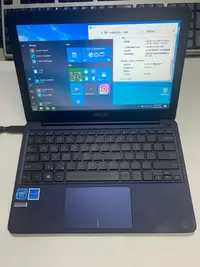 在飛比找Yahoo!奇摩拍賣優惠-ASUS E200HA  Intel  11.6吋 0.9公