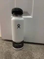 NWT New HydroFlask Hydro Flask 40 Oz Wide Mouth Water Bottle White