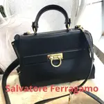 SALVATORE FERRAGAMO GANCINI系列 SOFIA MERCARI 日本直送 二手