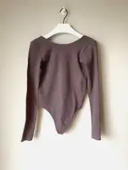 URBAN OUTFITTERS BODY TOP Bodysuit Purple Grey Scoop Open Back Rib S / 8 BNWT