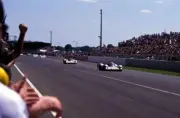 Race winners Eric Helery Christophe Bouchut Geoff Brabham Peugeot - Old Photo 4