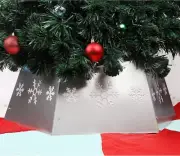 Metal Christmas Tree Ring, Christmas Tree Collar with Printed Snowflake, Willow