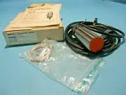 NEW IFM EFECTOR II-01250 INDUCTIVE PROXIMITY SWITCH II2010ABOA/V4A