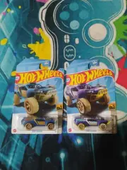 Hot Wheels - ×2 2023 Baja Blazers 2/10 Dune Crusher (Blue & Purple) 182/250
