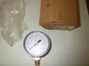 MILJOCO CORP LP2507L220 H20 Gauge Oz/in2 0-30 (NEW IN BOX) 2RHE6 2 1/2 dia