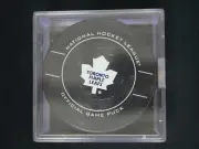 TORONTO MAPLE LEAFS NATIONAL HOCKEY LEAGUE OFFICIAL GAME PUCK
