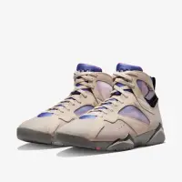 在飛比找momo購物網優惠-【NIKE 耐吉】籃球鞋 AIR JORDAN 7 RETR