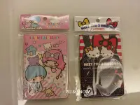 在飛比找Yahoo!奇摩拍賣優惠-出清 Hello Kitty 雙子星 皮質 護照套 卡套 現