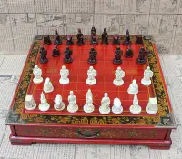在飛比找Yahoo!奇摩拍賣優惠-(DE-A81) 復古中國象棋立體棋子台式棋盤兵馬俑象棋創意