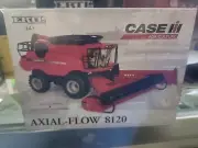 1/64 Ertl Case IH 8120 Toy Combine 2008 Farm Show Edition In Box