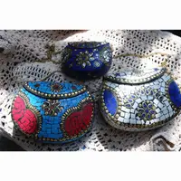 在飛比找蝦皮購物優惠-現貨印度尼泊爾復古鏈條包女 夏季彩色單肩包手工鑲嵌松石小眾包