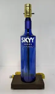 SKYY Vodka Liquor Bottle Bar TABLE LAMP Lounge Bar Man Cave Light with Wood Base