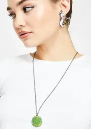 Portal Dive Glow In The Dark Necklace