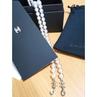 chanel珍珠太陽眼鏡；珍珠鍊子可單獨戴也可以