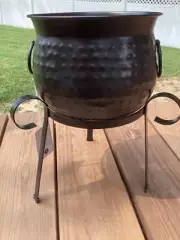 Martha Stewart HALLOWEEN WITCH CAULDRON with Stand Black Hammered Metal