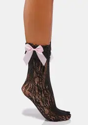Tragic Sweet Discreet Me Lace Crew Socks