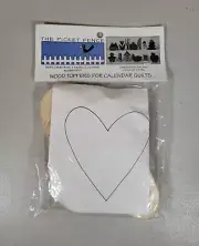 The Picket Fence Wood Topper For Calendar Quilts - Hearts