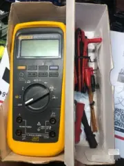 Fluke 28 II 28-2 Rugged IP 67 Digital Multimeter NEW//
