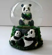 Panda Bear Family Musical Water Globe Plays Born Free Elanze Designs NIB