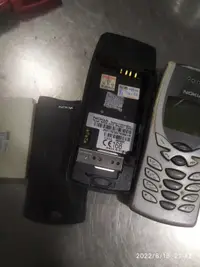 在飛比找露天拍賣優惠-二手故障nokia 8250古董經典手機機況如圖廢品賣