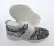 Karl Lagerfeld Women's PHOENIX White/Black Patterned Knit Sneaker - 7.5 M /38 EU