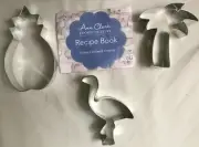 NEW Ann Clark 3 pc Tropical Cookie Cutter Set Pineapple Palm Tree Flamingo