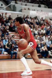 Reggie Theus of the Chicago Bulls 1980's Basketball photo 4