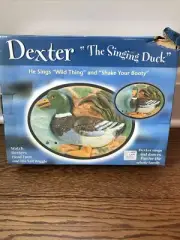 Wood international DEXTER the singing duck VERY RARE BRAND NEW!