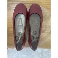 在飛比找蝦皮購物優惠-國外購入Aerosoles 紅色平底鞋～EUR38 （女）