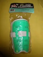 NEW Vintage Seneca Youth 7" Soccer Shinguards GREEN (O27)