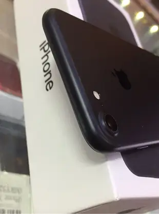 %含稅含發票😊98新無傷 Apple iPhone7 i7 32G 128G 小7 4.7吋 實體店 臺中