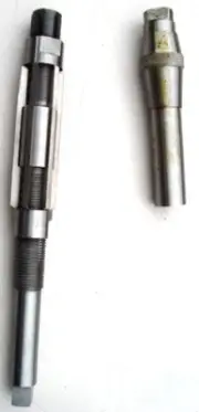 Adjustable Reamer 16.75-18.25 HSS blades includes fitted guide A grade