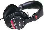New Sony Professional Studio Monitor Headphone MDR-CD900ST With Tracking