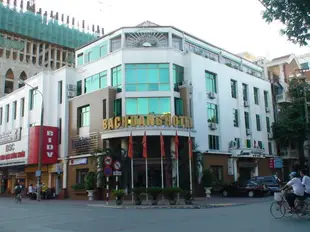 巴赫黨酒店Bach Dang Hotel