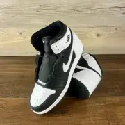 Air Jordan 1 Retro High OG Black White 2.0 GS Size 7Y Black White FD1437 010