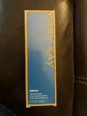 MARY KAY~SUNCARE~SUBTLE TANNING LOTION~FULL-SIZE~4 FL. OZ./118 ml