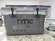 32 QT Ultra-Light Hard-Sided Ice Chest Cooler, Trailblazer, Fits 48 Cans
