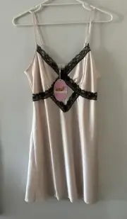 Peter Alexander Womens Lace Trim Satin Cami Slip Size Large RRP$99.95